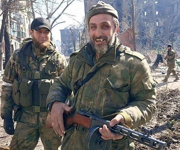 Russian military blogger who criticised army jailed