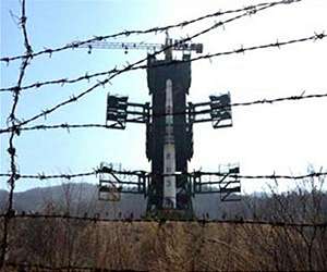 SKorea retrieves NKorean rocket engine debris