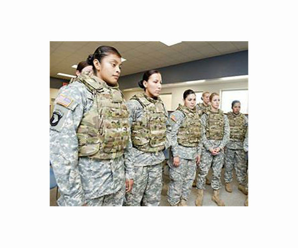 Pentagon reviewing combat roles for women