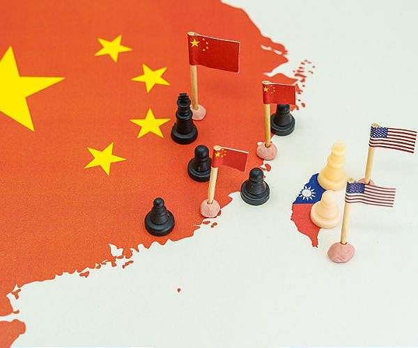China tracks U.S. Navy transit through Taiwan Strait