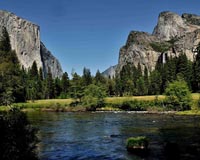 Obama touts environmental record on family outing to national parks