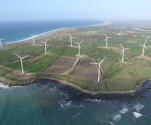 Wales wind power line to go underground near historic village