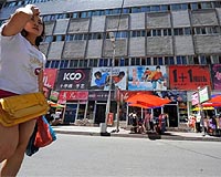 Han Chinese shopowners just want peaceful life in restive Xinjiang