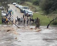 Cyclone Idai kills at least 31 as it hits eastern Zimbabwe
