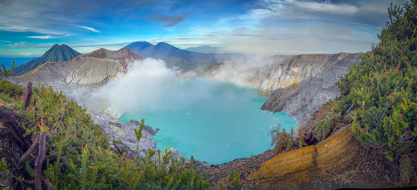Why did a crater lake smaller than one square mile suddenly release a suffocating cloud one night in 1986 that killed 1,746 people and 3,500 livestock within hours?